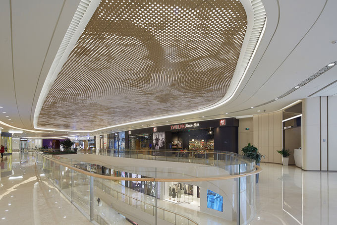 панели потолка металла золота покрытия 2.5ММ ПВДФ роскошные для здания торгового центра коммерчески