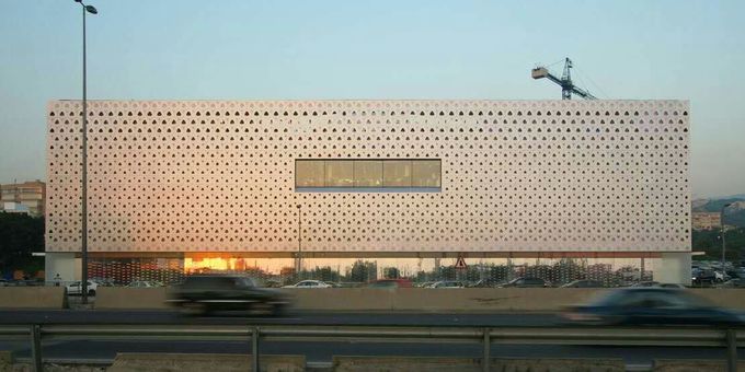 лист панели облицовки 3ММ строя пефорированный фасадом ПВДФ твердый алюминиевый для ненесущей стены
